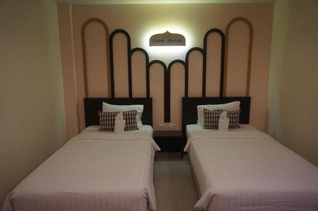 The Rice Hotel Roi Et Zewnętrze zdjęcie