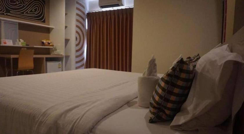 The Rice Hotel Roi Et Zewnętrze zdjęcie