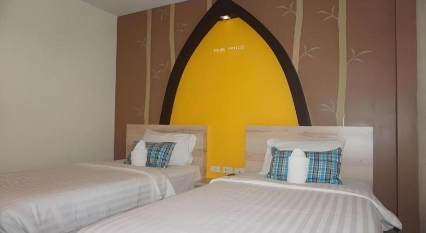 The Rice Hotel Roi Et Zewnętrze zdjęcie