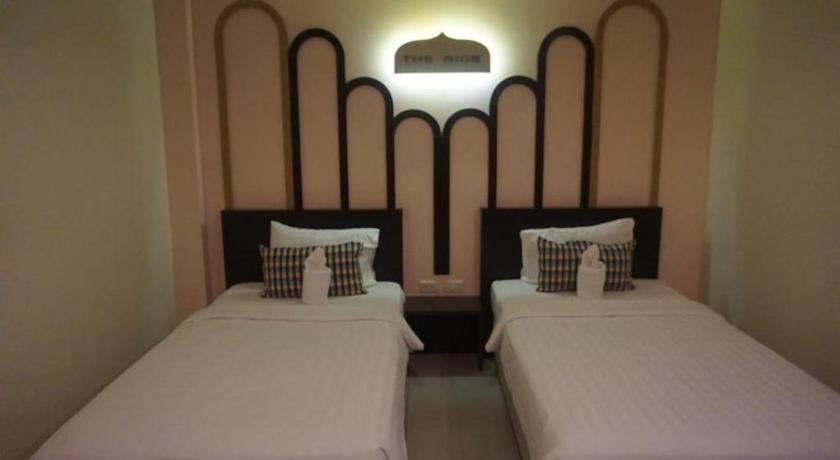 The Rice Hotel Roi Et Zewnętrze zdjęcie
